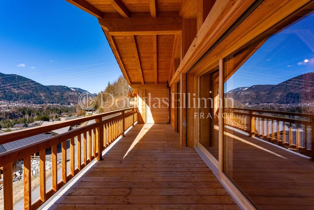 Chalet in Montriond, Auvergne-Rhône-Alpes, France 3 - 18526596