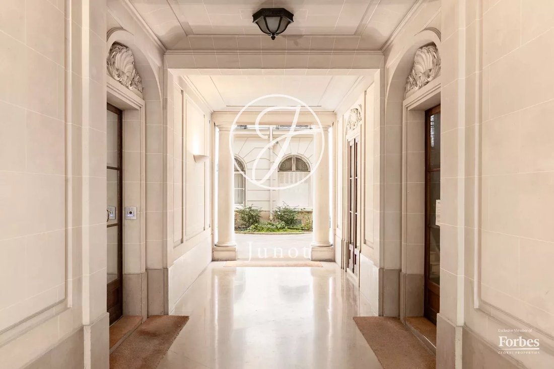 Apartment in Muette Nord, Paris 16e Arrondissement, Paris 2 - 18526364