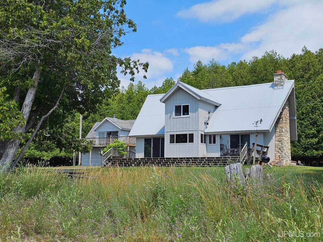 House in Garden, Michigan, United States 1 - 18528768