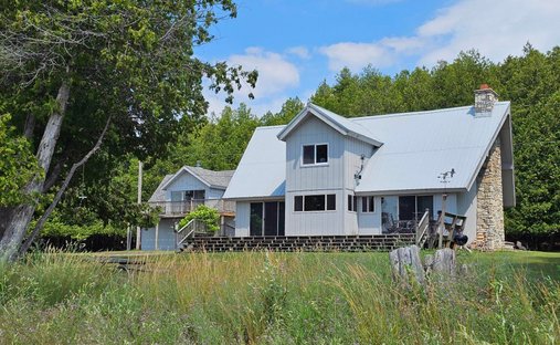 House in Garden, Michigan, United States 1