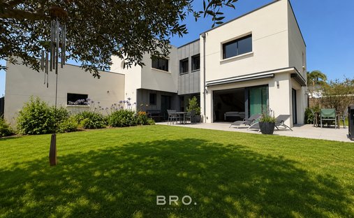 Casa en Zone Urbaine, Arradon, Francia 1