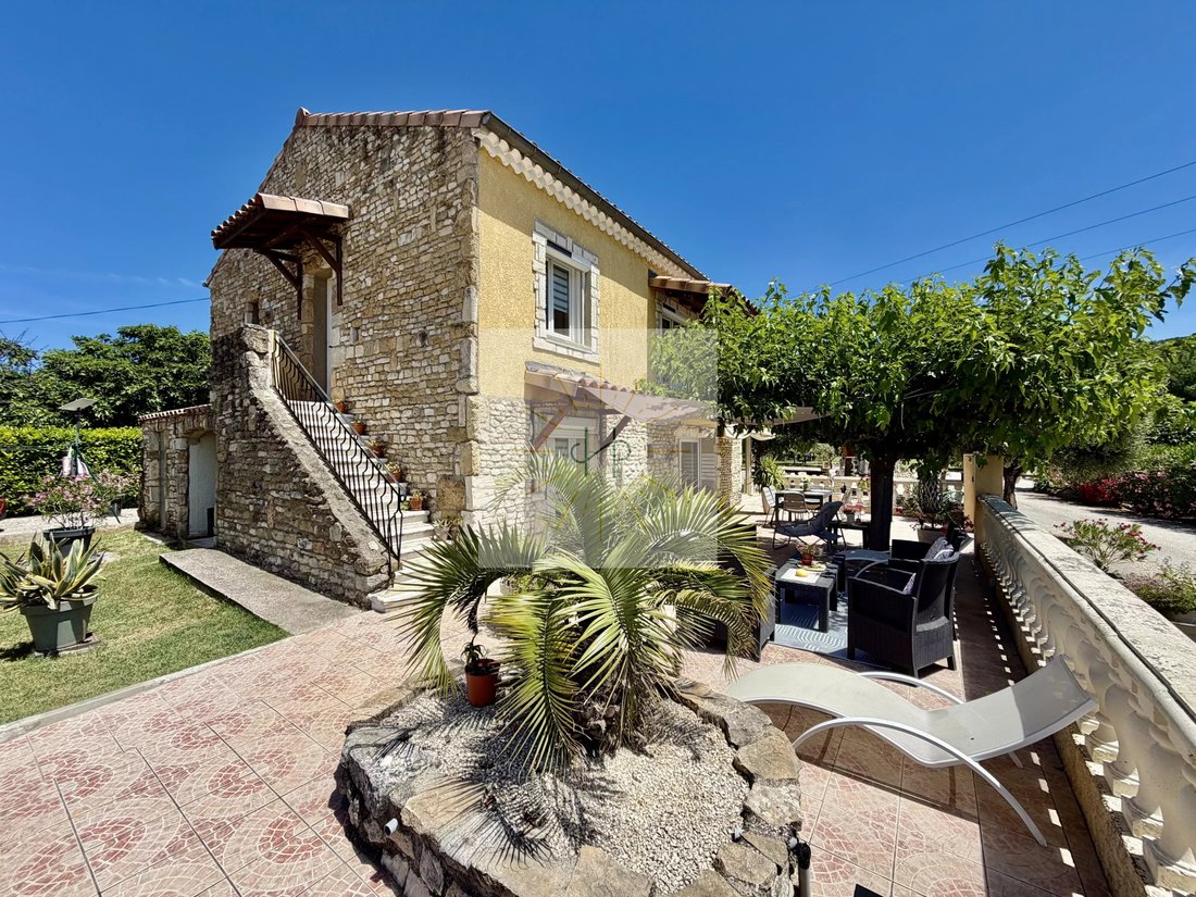 House in La Garde-Adhemar, Auvergne-Rhône-Alpes, France 1 - 18527774