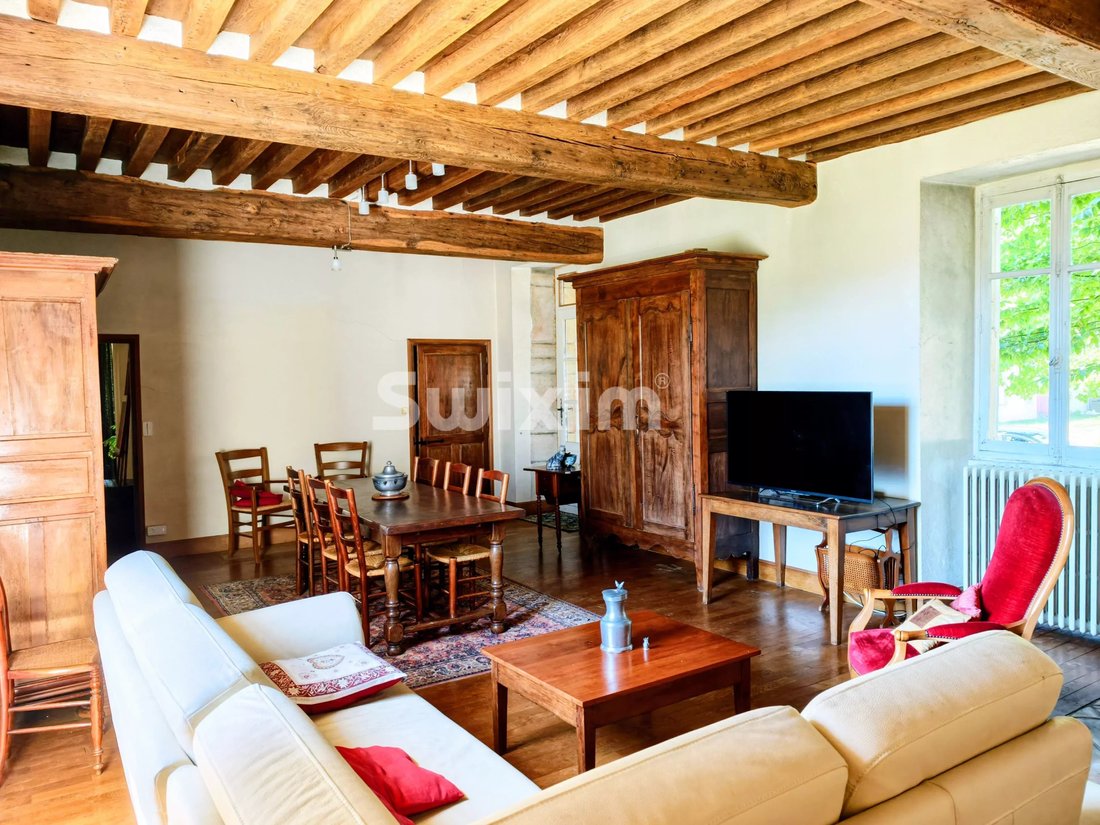 Estate in Centre Ville, Beaune, France 4 - 18334234