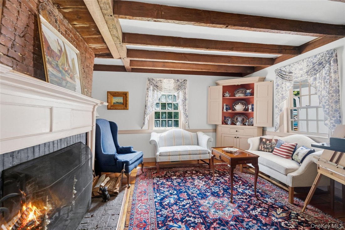 House in Syosset, New York, United States 4 - 18515055