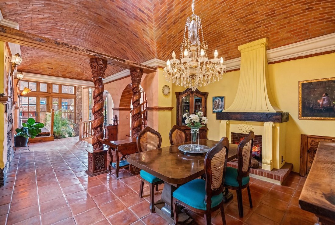 House in Presita Guadalupe, Guanajuato, Mexico 4 - 18517669