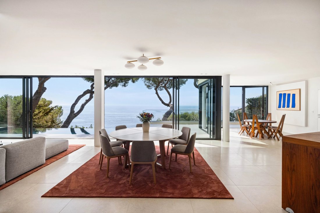 Villa in Èze, Provence-Alpes-Côte d'Azur, France 5 - 18526556