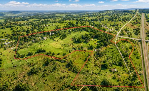 Land in De Deur, Gauteng, South Africa 1