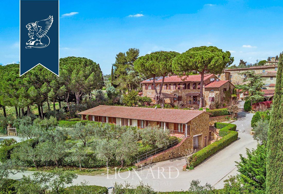 Villa in Poggibonsi, Tuscany, Italy 3 - 18529622