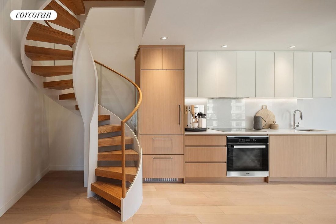 Condo in New York, New York, United States 3 - 18199212
