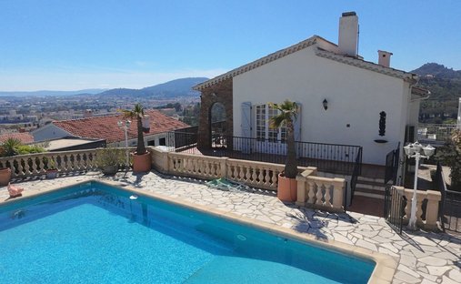 Villa in Hyères, Provence-Alpes-Côte d'Azur, Frankreich 1