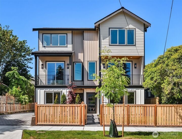 House in Seattle, Washington, United States 1 - 18530357