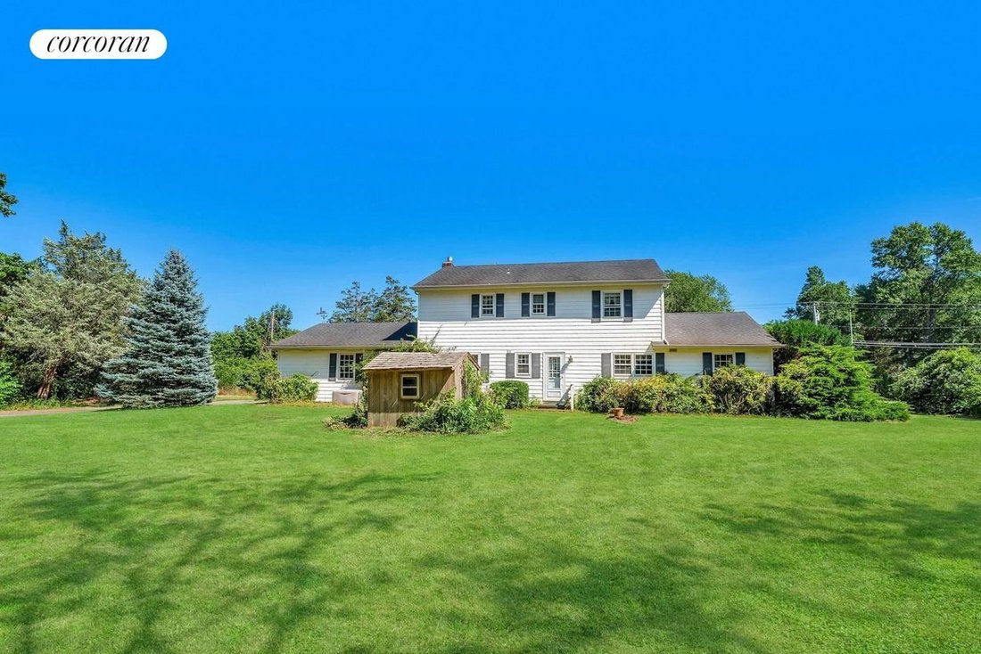 House in Laurel, New York, United States 4 - 18527354
