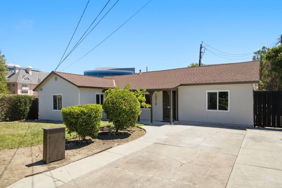 House in Cupertino, California, United States 1 - 18528759
