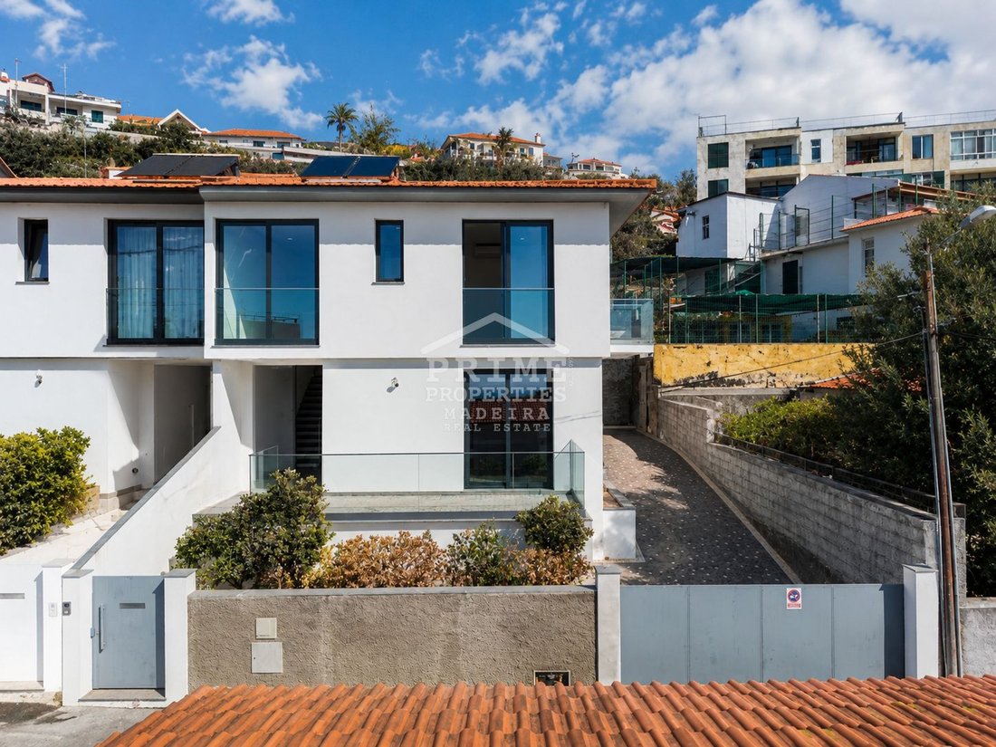 Villa in Santa Luzia, Madeira, Portugal 2 - 17220118