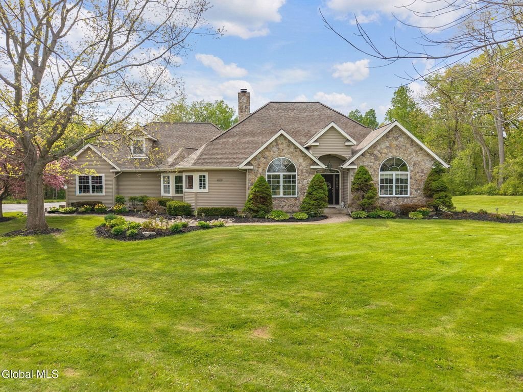 House in Crescent, New York, United States 1 - 18530223