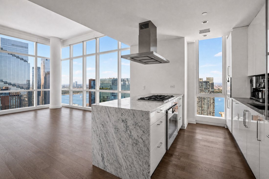 Condo in New York, New York, United States 3 - 18424347