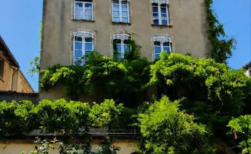 Apartment in Les Martres-de-Veyre, Auvergne-Rhône-Alpes, France 1