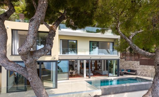 Villa in Èze, Provence-Alpes-Côte d'Azur, France 1