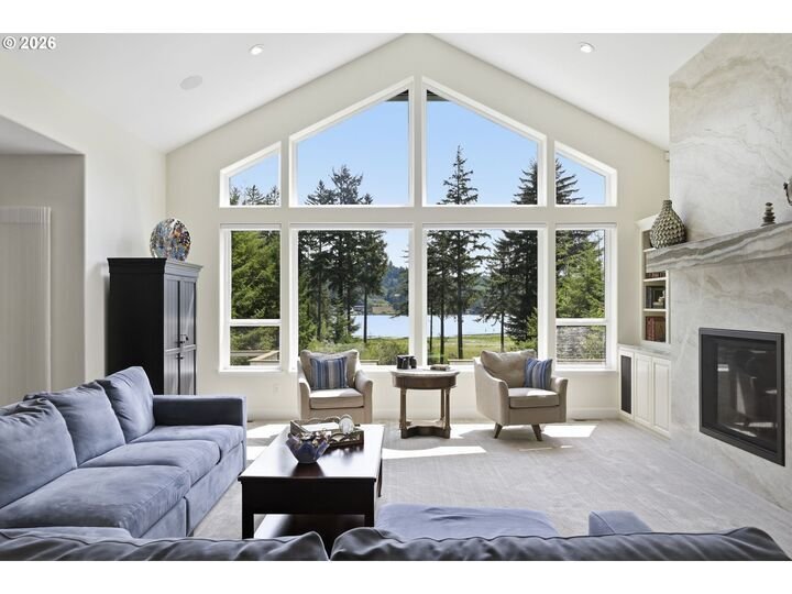 House in Florence, Oregon, United States 5 - 18530321