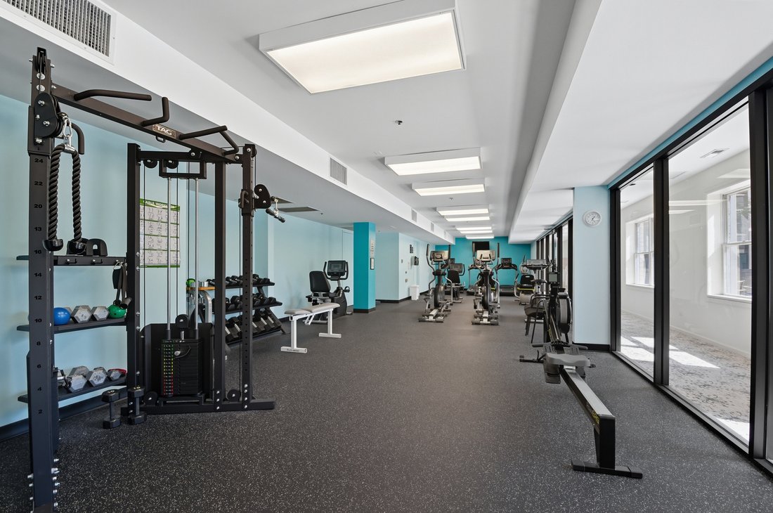 Condo in Lincolnwood, Illinois, United States 5 - 18529012