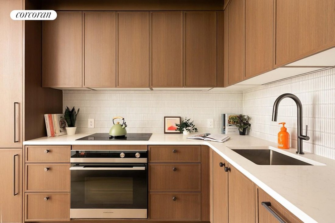 Condo in New York, New York, United States 4 - 18050695