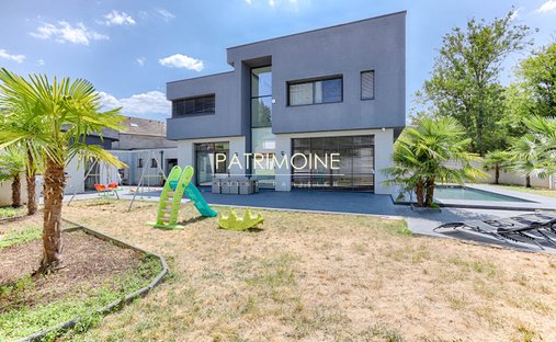 Villa in Soisy-sous-Montmorency, Ile-de-France, France 1
