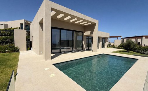 Villa in Benahavis, Andalusia, Spain 1
