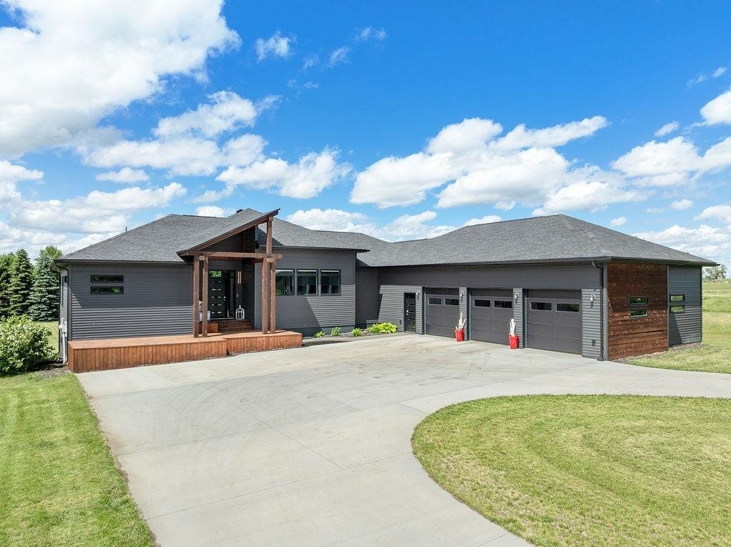 Casa a Rugby, Dakota del Nord, Stati Uniti 1 - 18529249