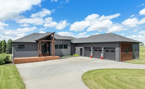 House in Rugby, North Dakota, United States 1