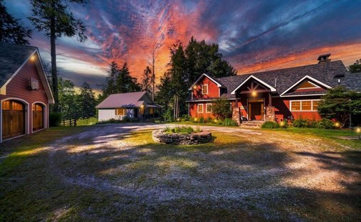House in Kenoza Lake, New York, United States 1