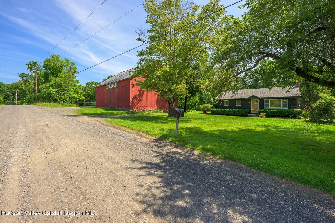 House in Canaan, New York, United States 3 - 18528054