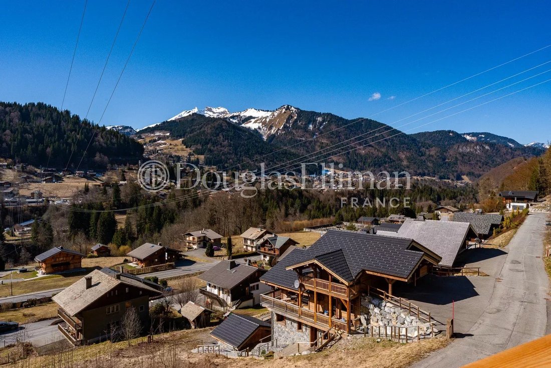 Chalet in Montriond, Auvergne-Rhône-Alpes, France 4 - 18526596