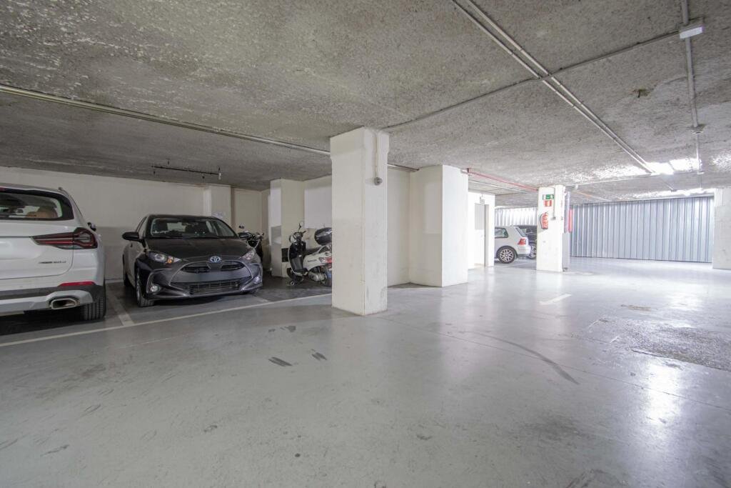 Apartment in Distrito San Pablo-Santa Justa, Seville, Spain 2 - 18481100