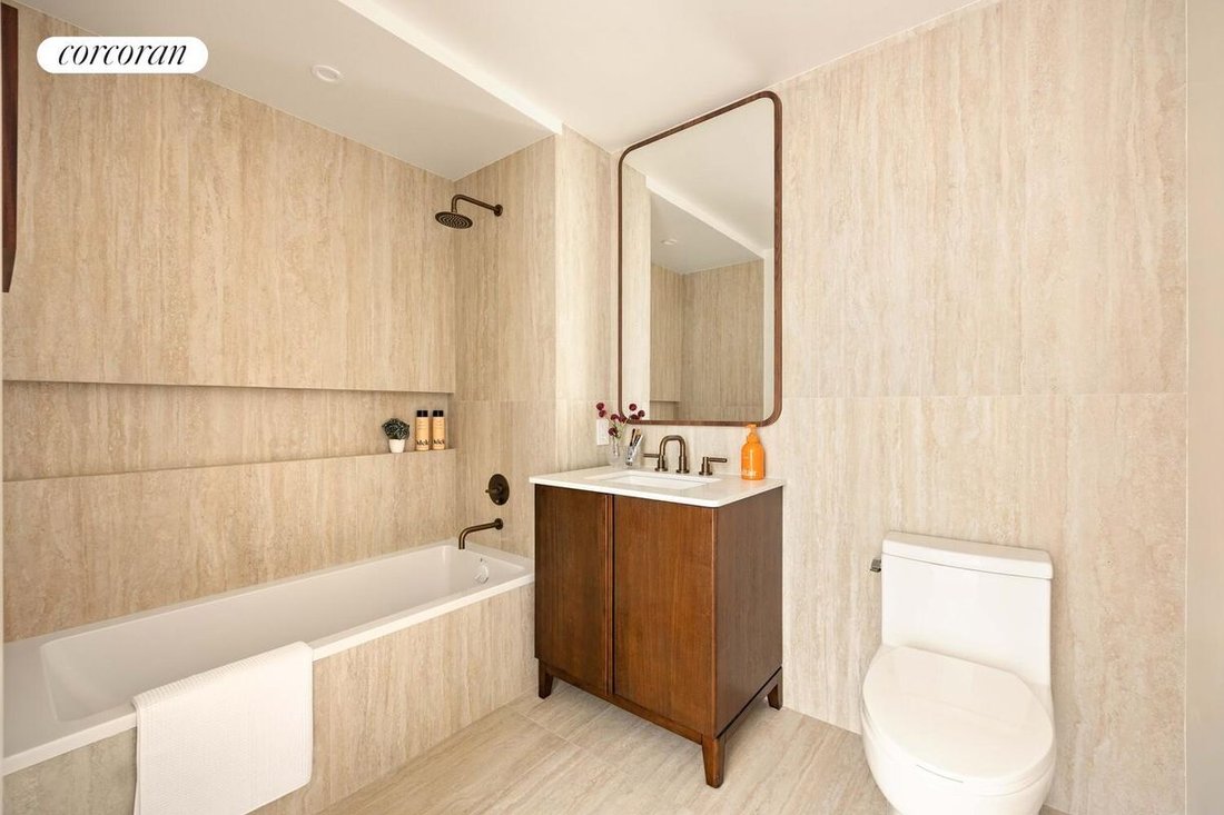 Condo in New York, New York, United States 5 - 18050699
