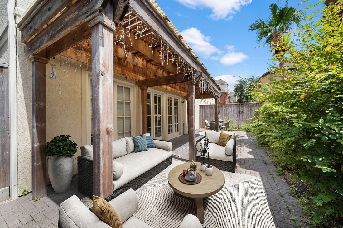 House in Houston, Texas, United States 3 - 18528122