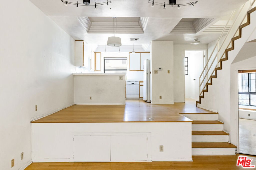 Condo in Los Angeles, California, United States 1 - 18528674