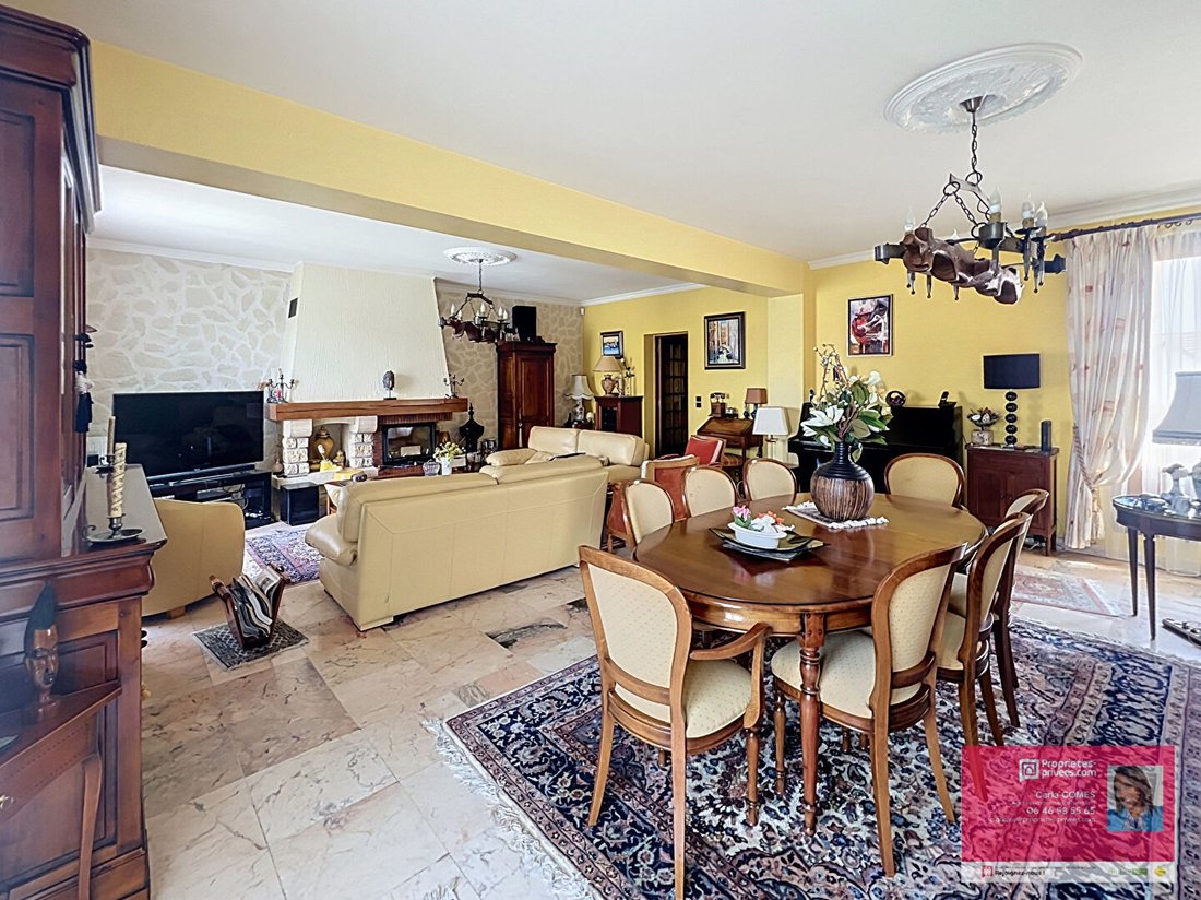 Villa in Le Blanc-Mesnil, Ile-de-France, France 1 - 18526824