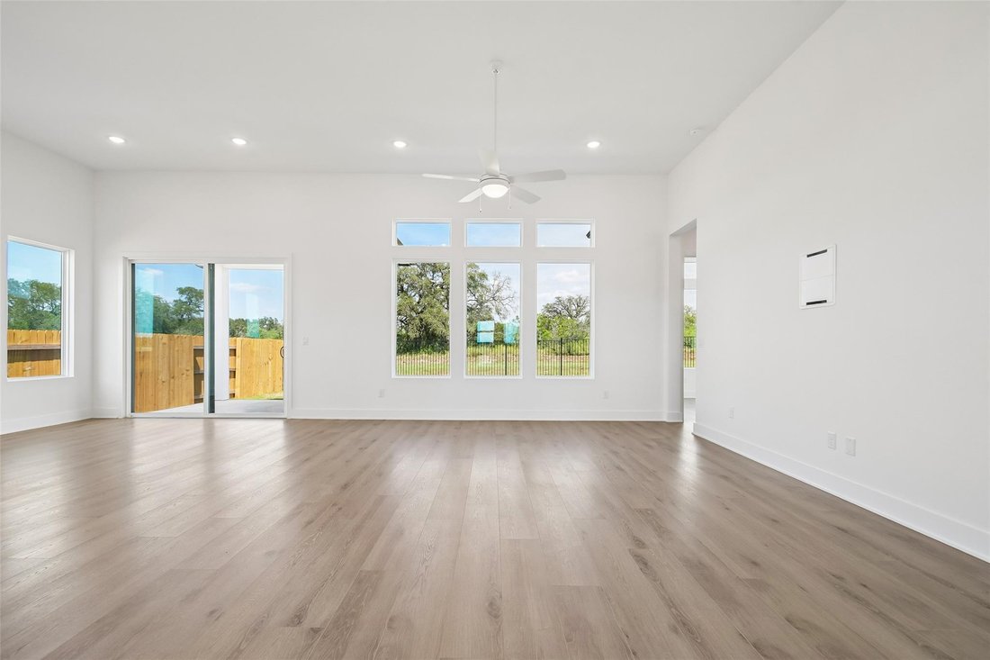 House in Buda, Texas, United States 3 - 18066440