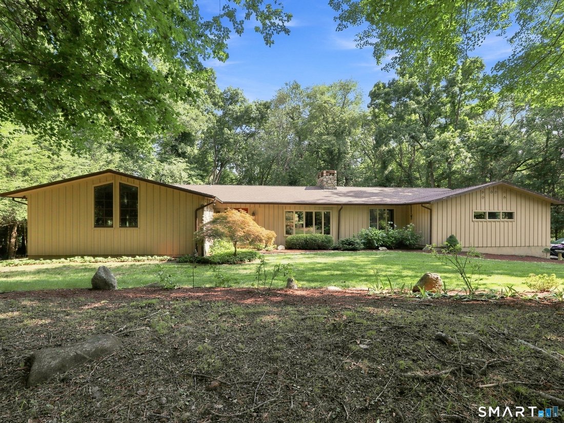 House in Weston, Connecticut, United States 2 - 18528437