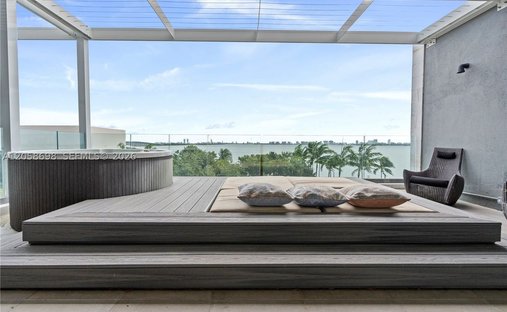 Condo in Miami, Florida, United States 1