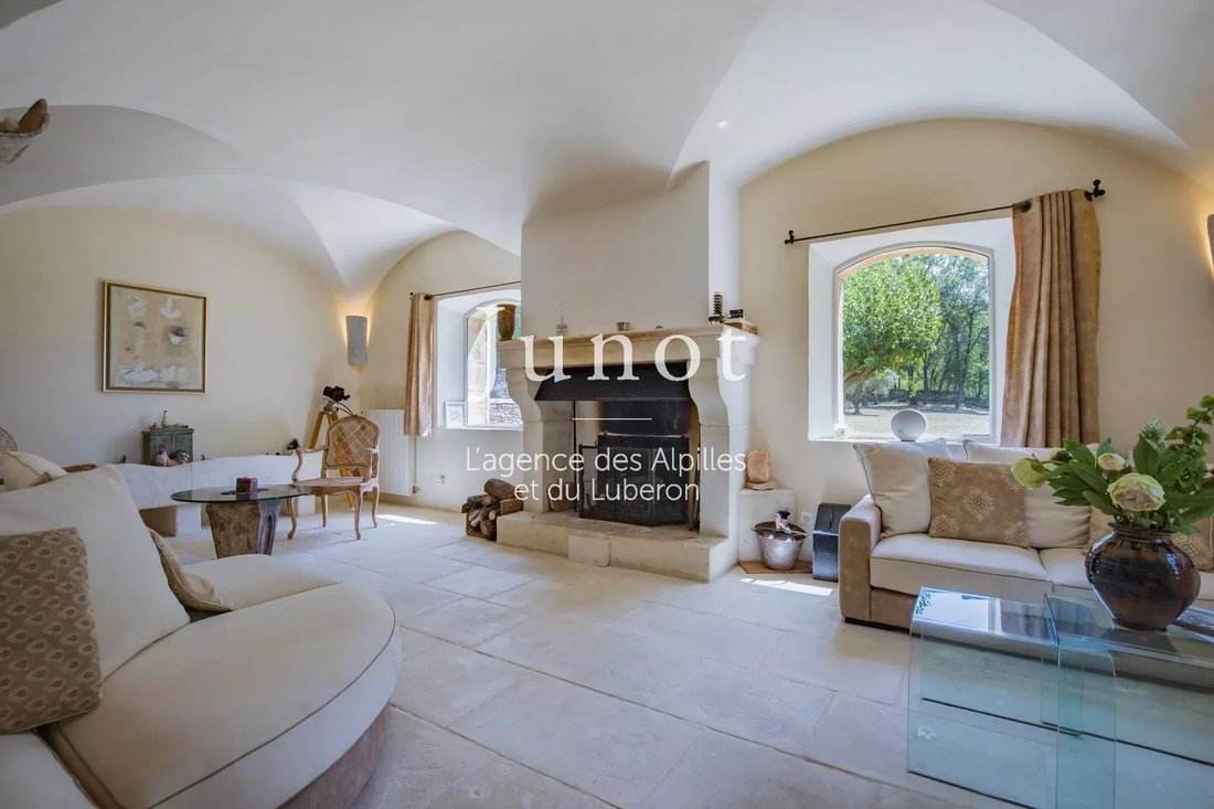 Country House in Lacoste, Provence-Alpes-Côte d'Azur, France 4 - 18509726