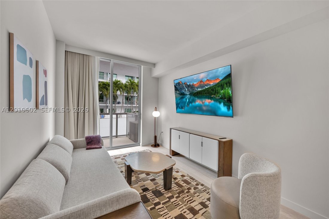 Condo in Miami, Florida, United States 2 - 17824074