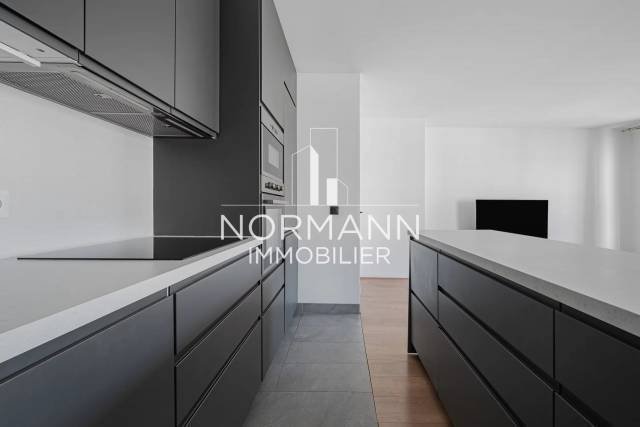 Apartment in Hôtel de Ville-Planchette, Levallois-Perret, France 3 - 18026315
