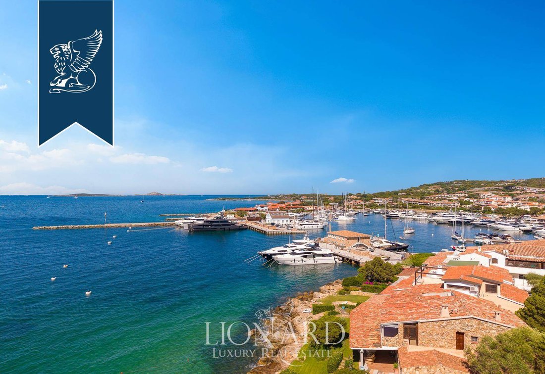 Villa in Porto Rotondo, Olbia, Sardinia 5 - 18529878