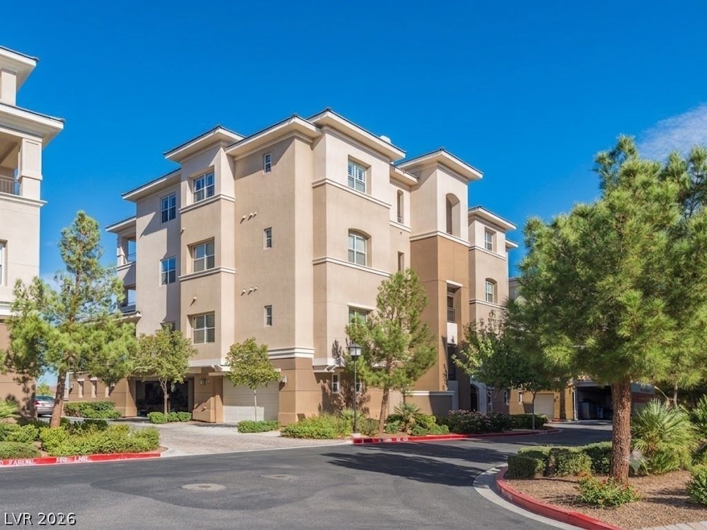 Condo in Las Vegas, Nevada, United States 1 - 18528495