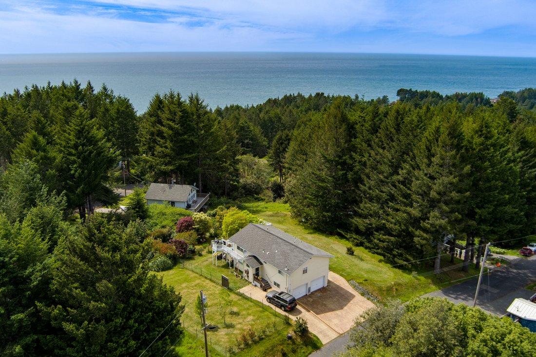 House in Shelter Cove, California, United States 1 - 18526949
