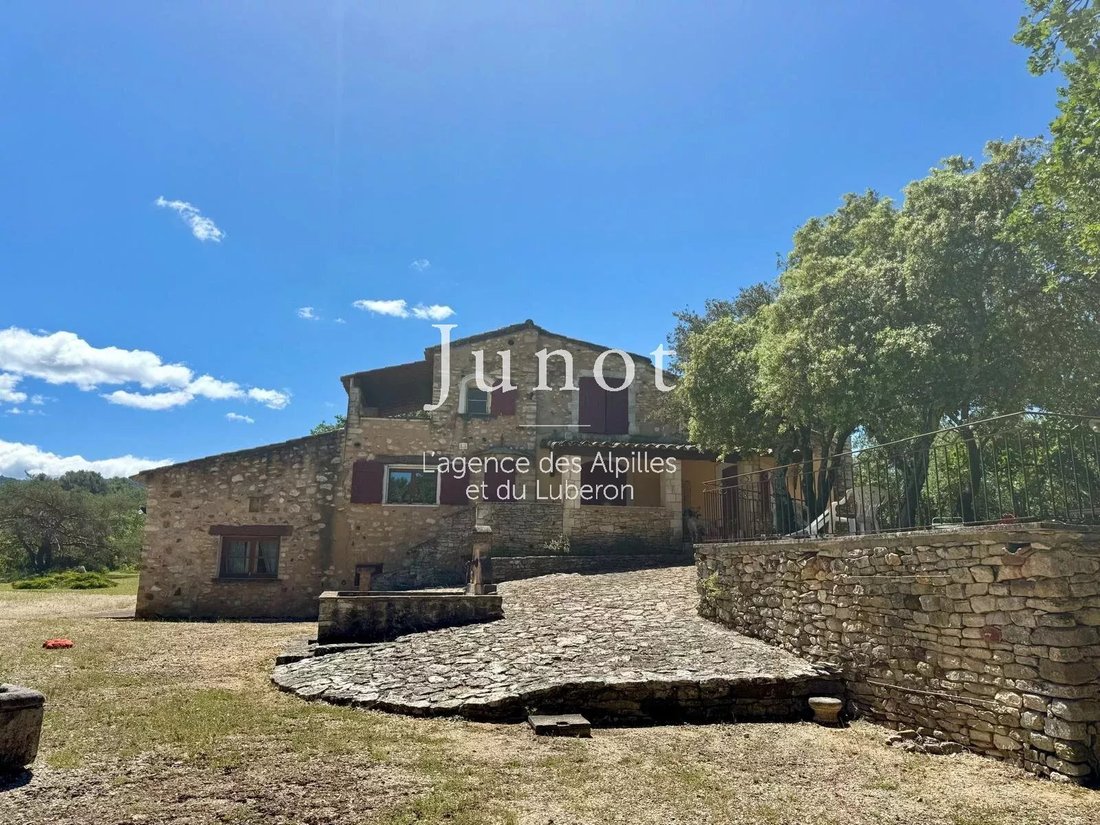 Country House in Bonnieux, Provence-Alpes-Côte d'Azur, France 4 - 18509702