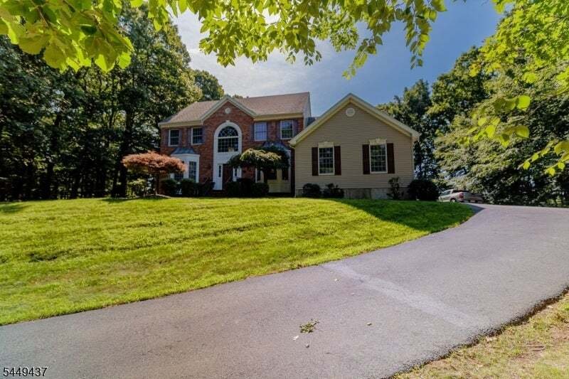 House in Roxbury Township, New Jersey, United States 1 - 18528837