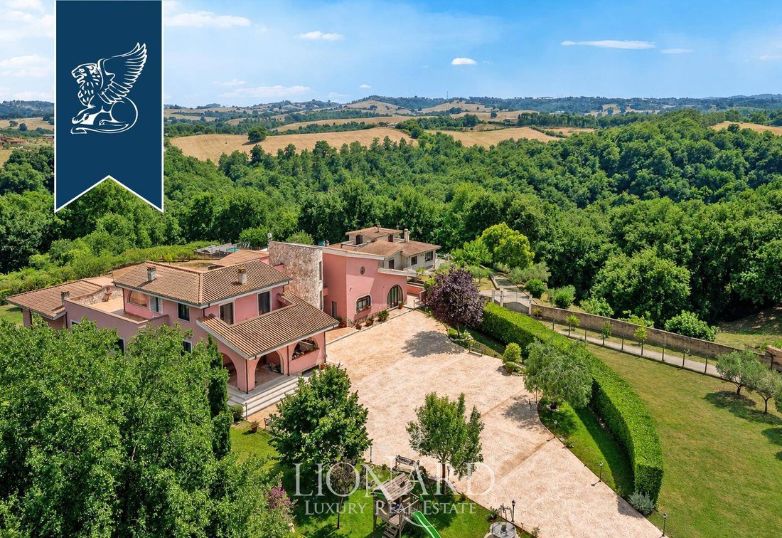 Villa in Rignano Flaminio, Lazio, Italy 1 - 18529558