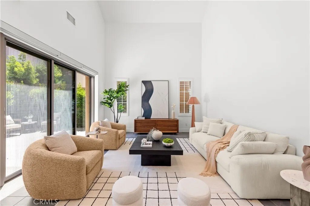 Condo in Irvine, California, United States 5 - 18529239